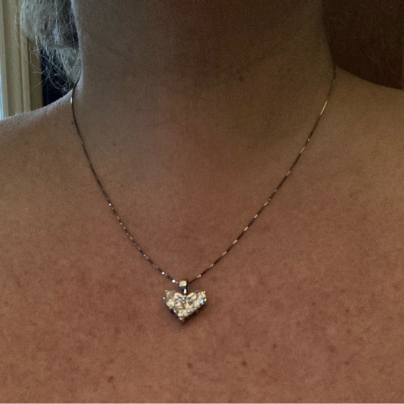 Tocara. Virginie heart shaped necklace. 925s and DiAmi clear stone 17”+2” - Picture 8 of 9